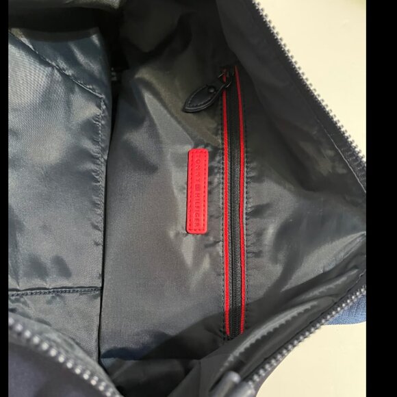Tommy Hilfiger Blue Nylon Handbag - Picture 4 of 5
